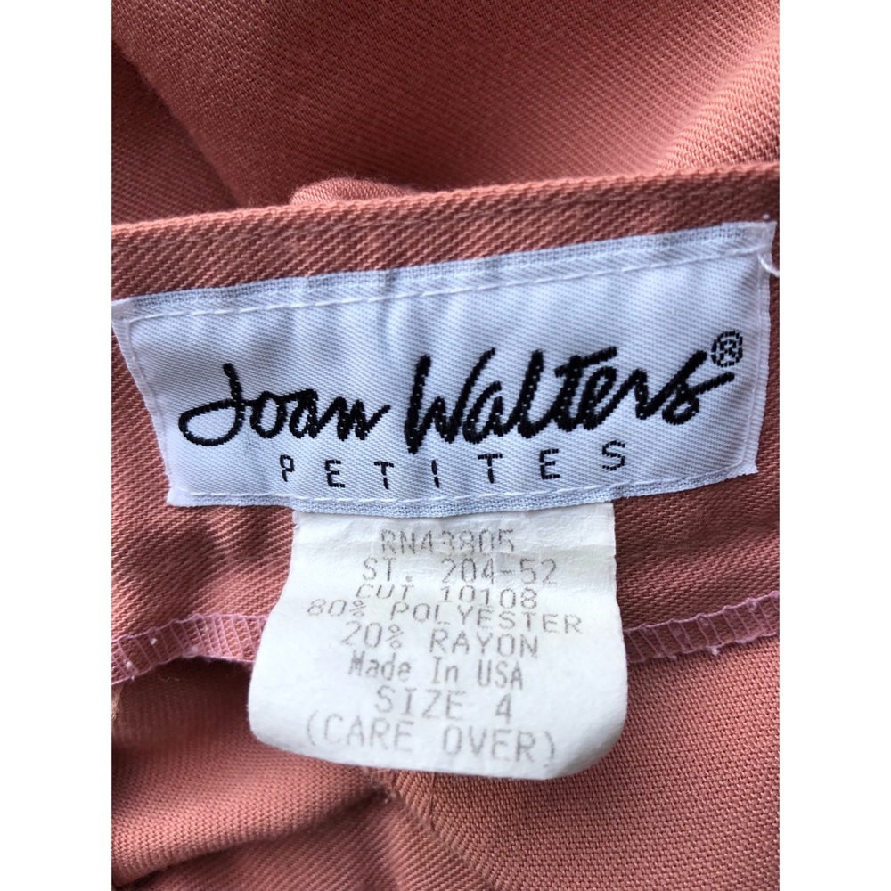 SOLD (DePop) VINTAGE | Pleated front pants - Picture 5 of 5